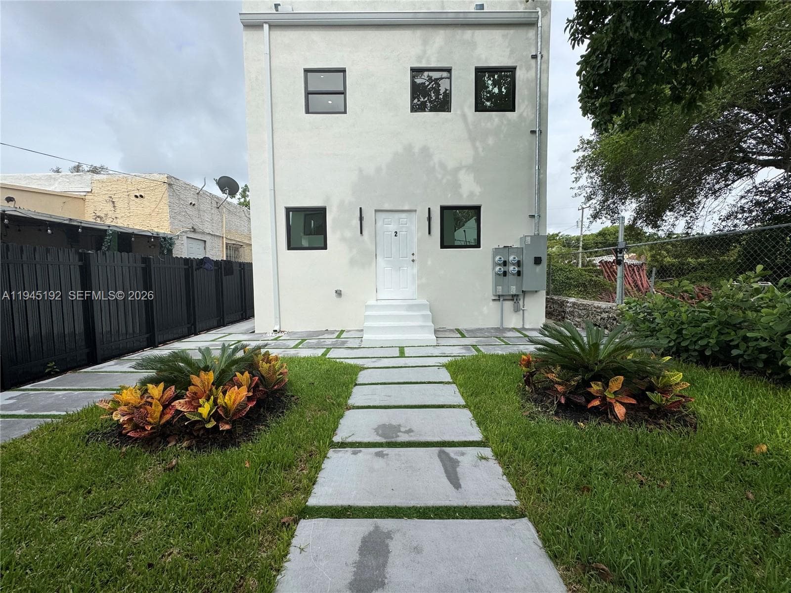 905 SW 13th Ct, Miami, FL 33135 — zdjęcie 3