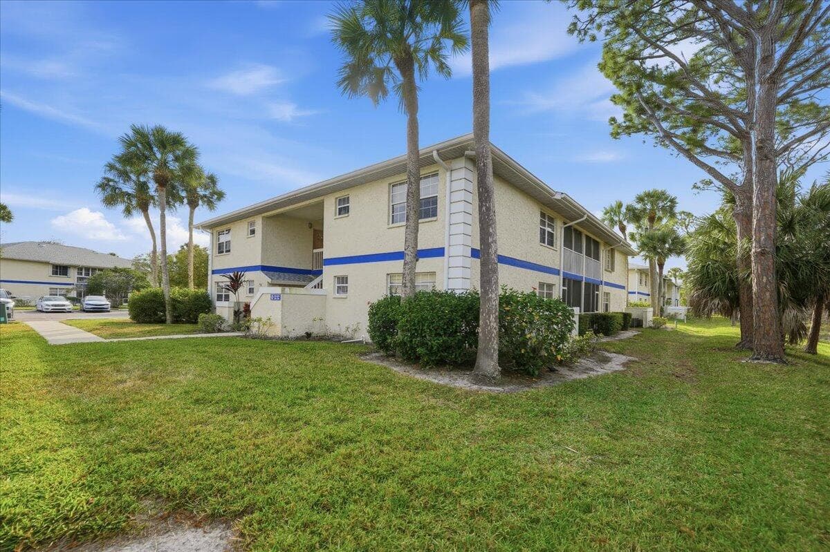 1506 SE Royal Green Circle # 204, Port St. Lucie, FL 34952 — zdjęcie 5