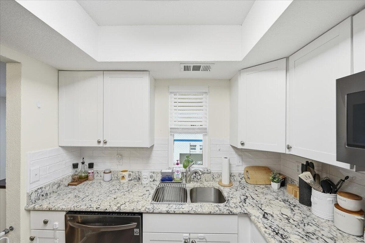 1506 SE Royal Green Circle # 204, Port St. Lucie, FL 34952 — zdjęcie 4
