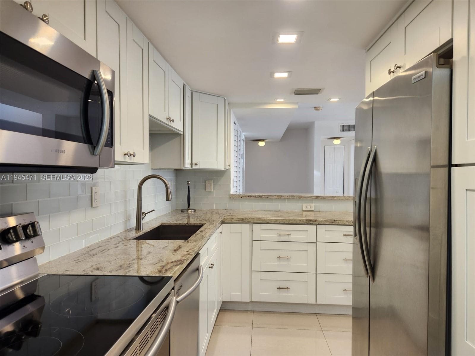 5201 Orduna Dr # 14, Coral Gables, FL 33146 — zdjęcie 5