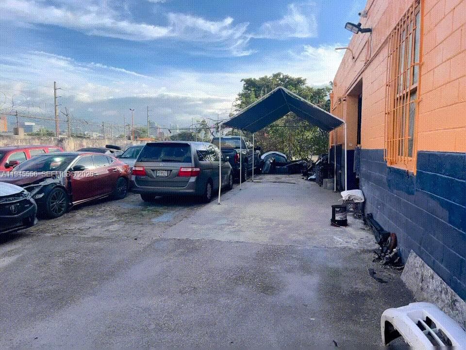 2005 NW 10th Ave, Miami, FL 33127 — zdjęcie 4