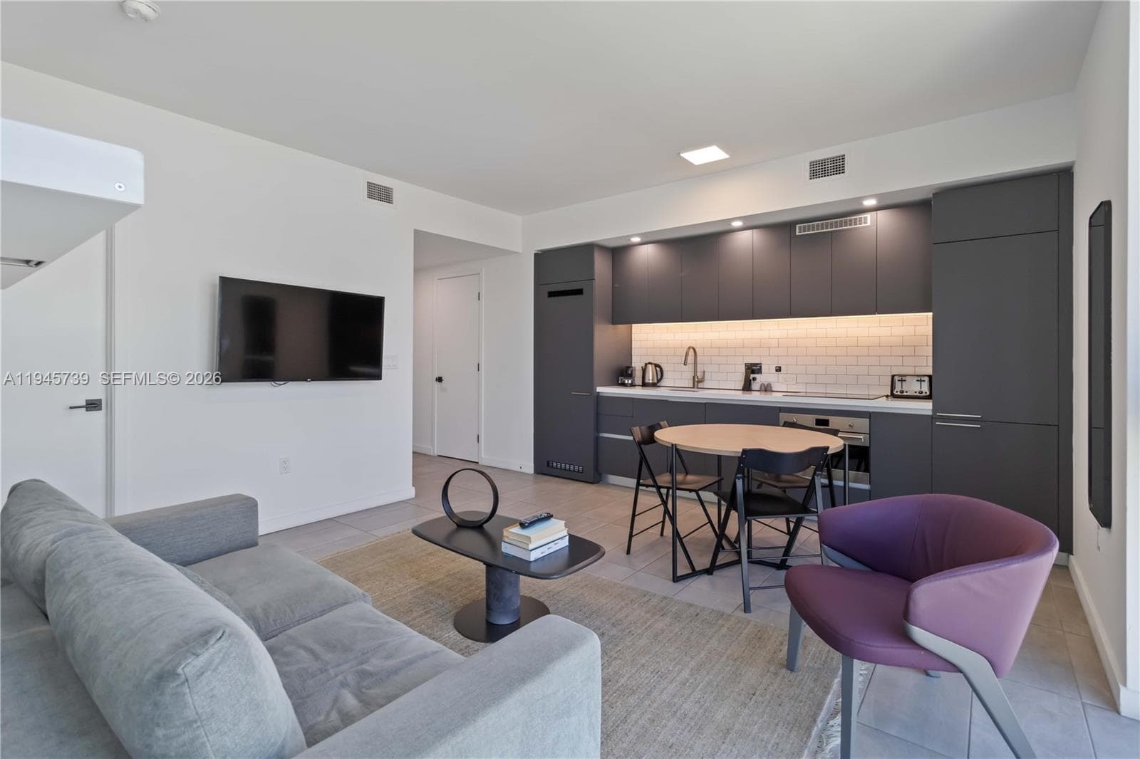 227 NE 2nd St # 2506, Miami, FL 33132 — zdjęcie 5