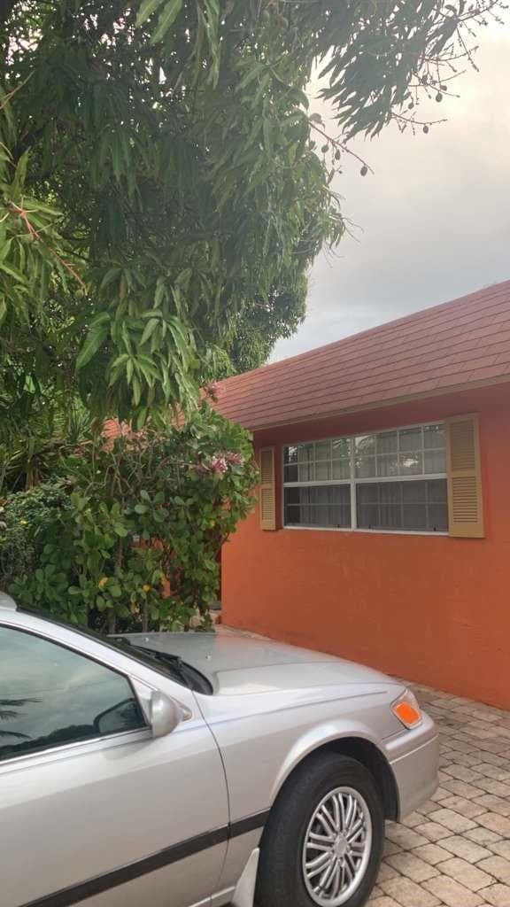 2070 NE 2nd Avenue, Pompano Beach, FL 33060 — zdjęcie 2