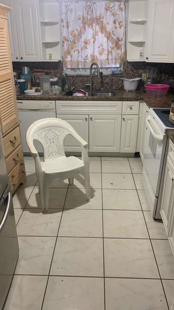 2070 NE 2nd Avenue, Pompano Beach, FL 33060 — zdjęcie 5