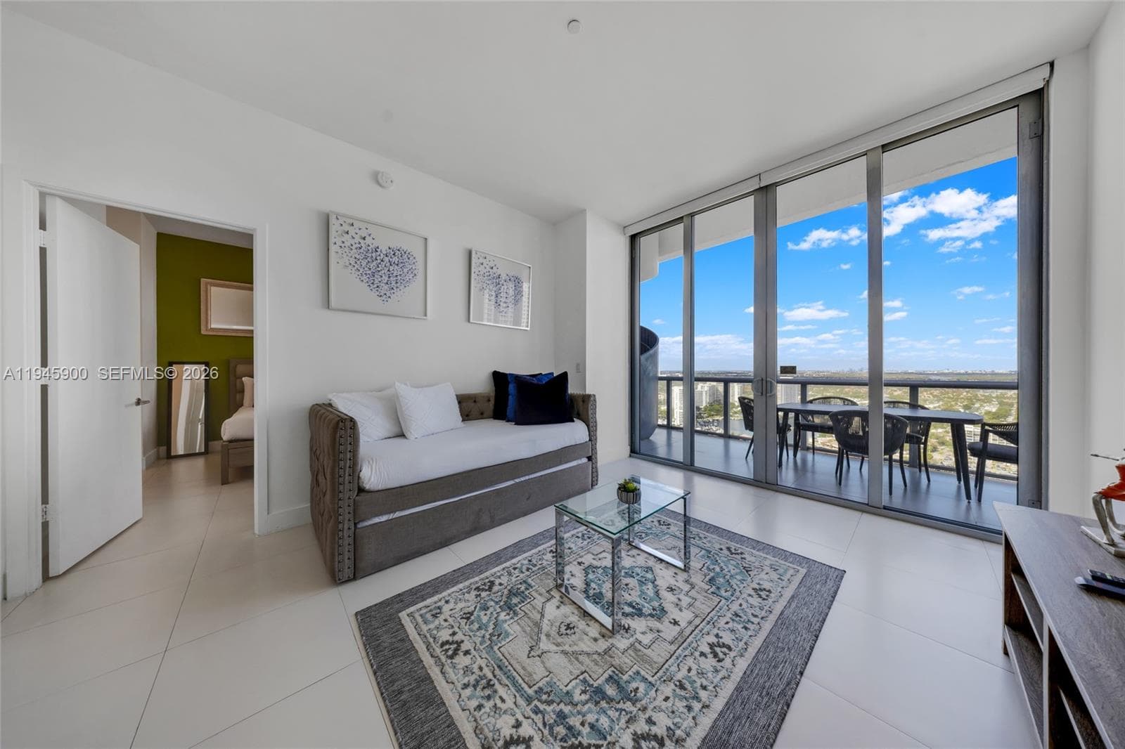 2600 E Hallandale Beach Blvd # T3304, Hallandale Beach, FL 33009 — zdjęcie 3