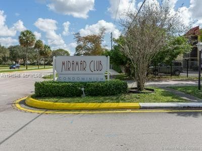 3400 Foxcroft Rd # 109, Miramar, FL 33025