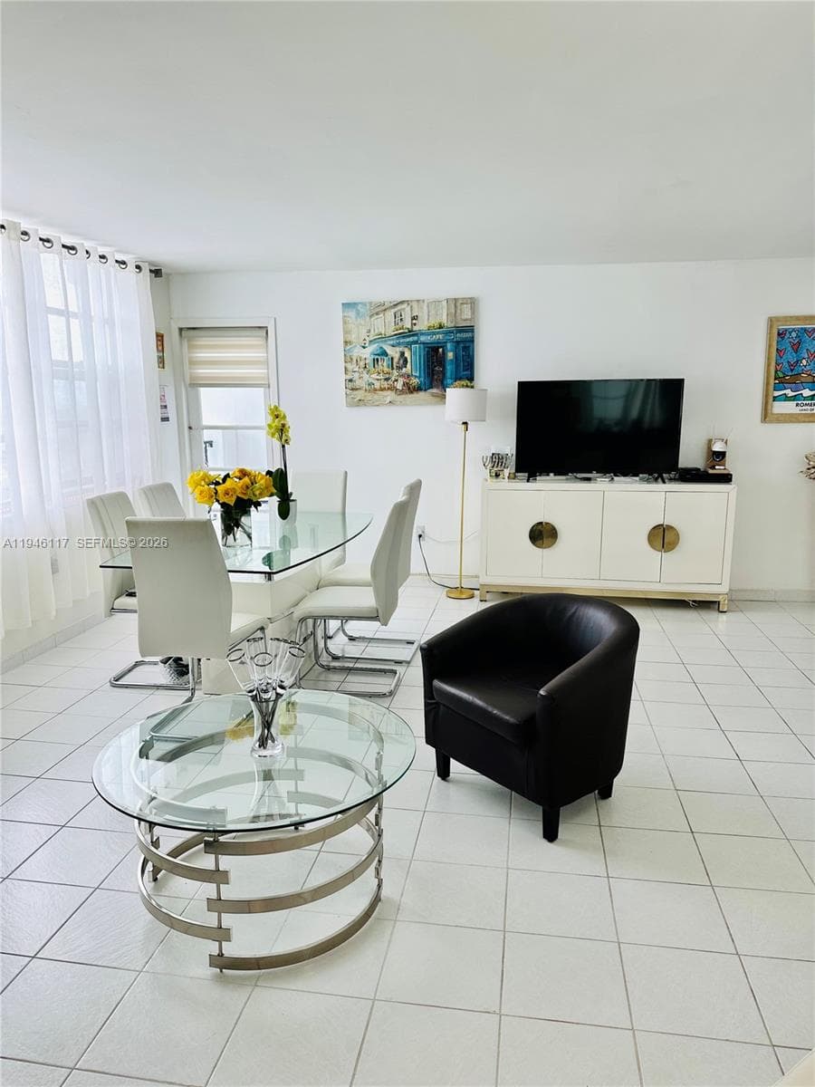 2750 NE 183rd St # 1607, Aventura, FL 33160 — zdjęcie 5