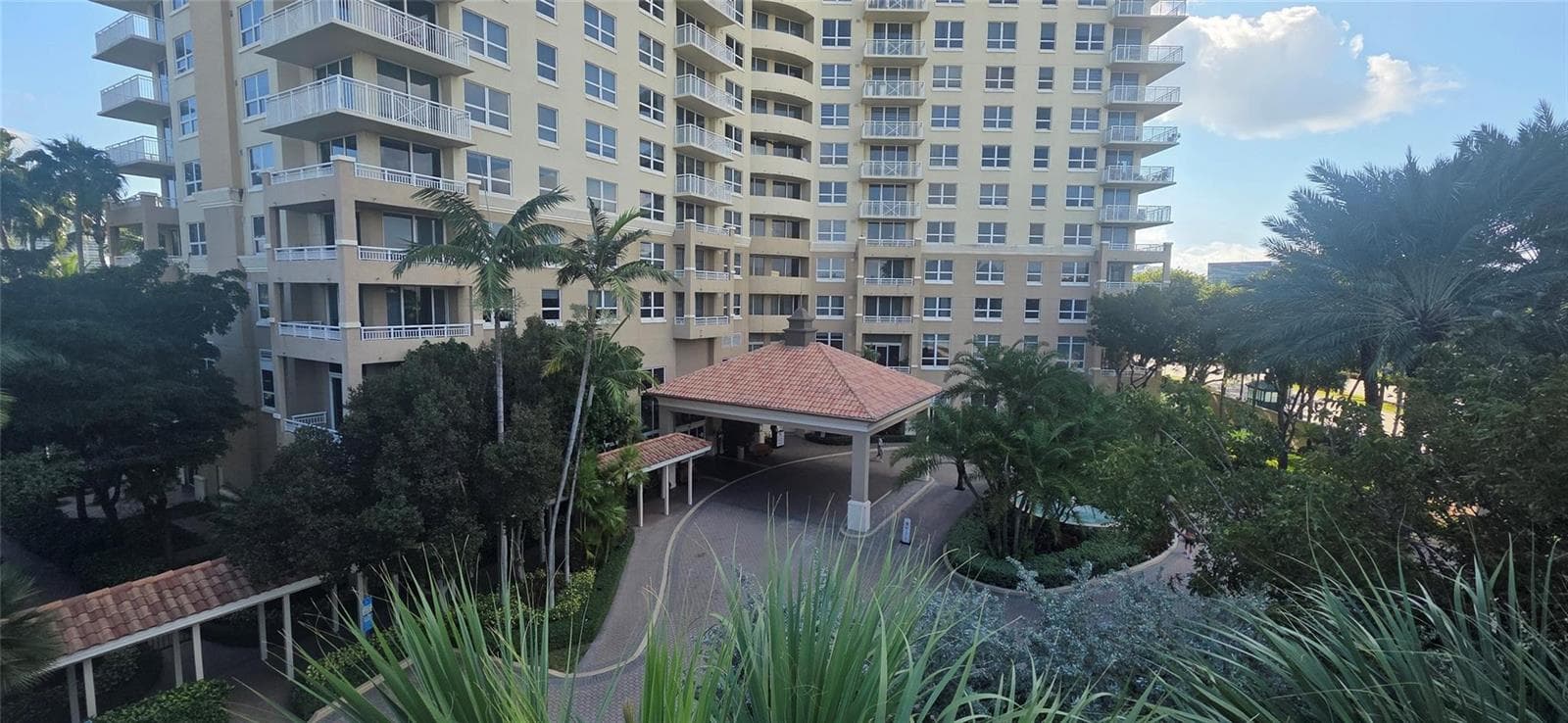 19501 W Country Club Drive # 2306, Aventura, FL 33180 — zdjęcie 2