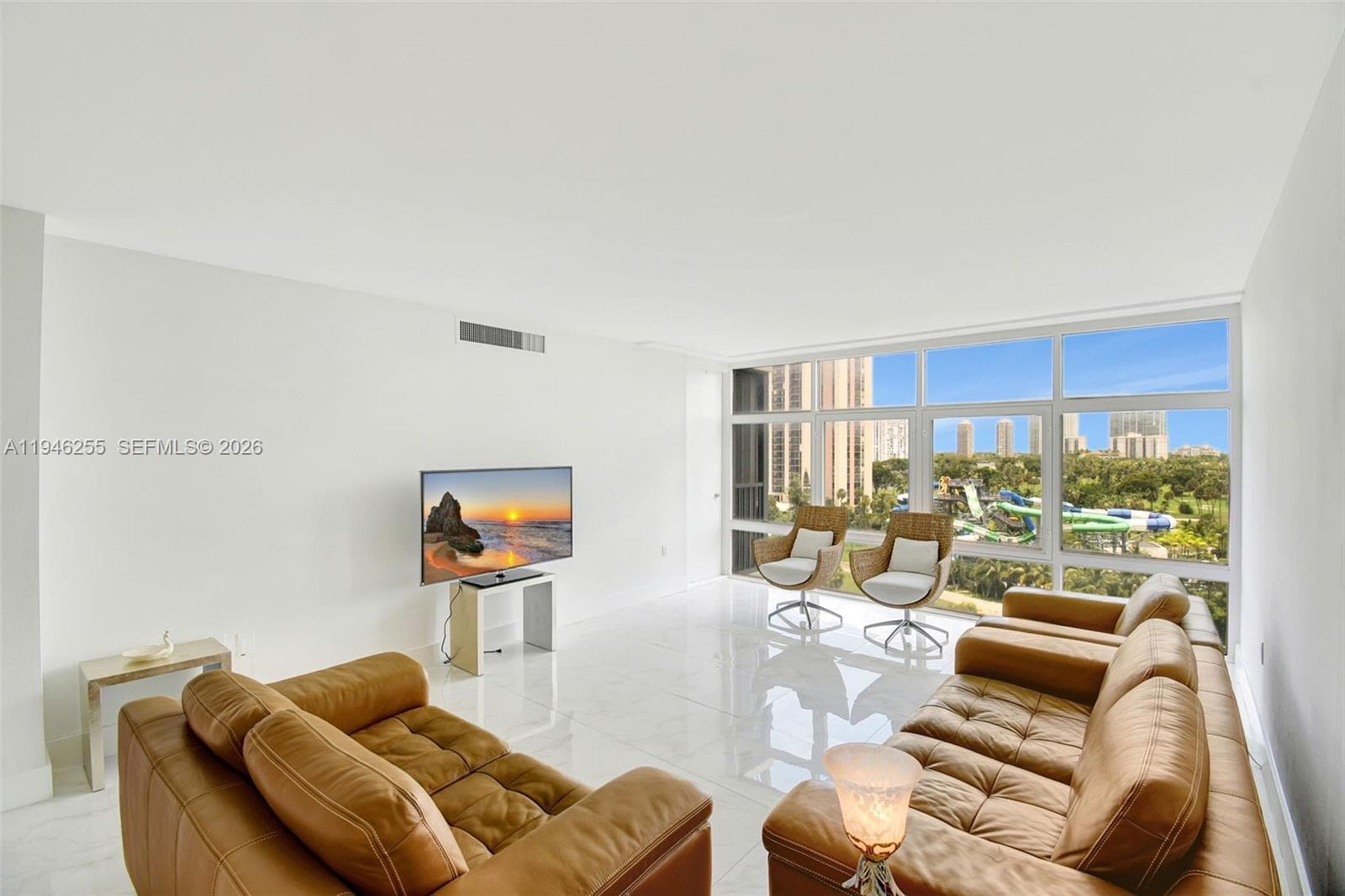 20100 W Country Club Dr # 1005, Aventura, FL 33180 — zdjęcie 3