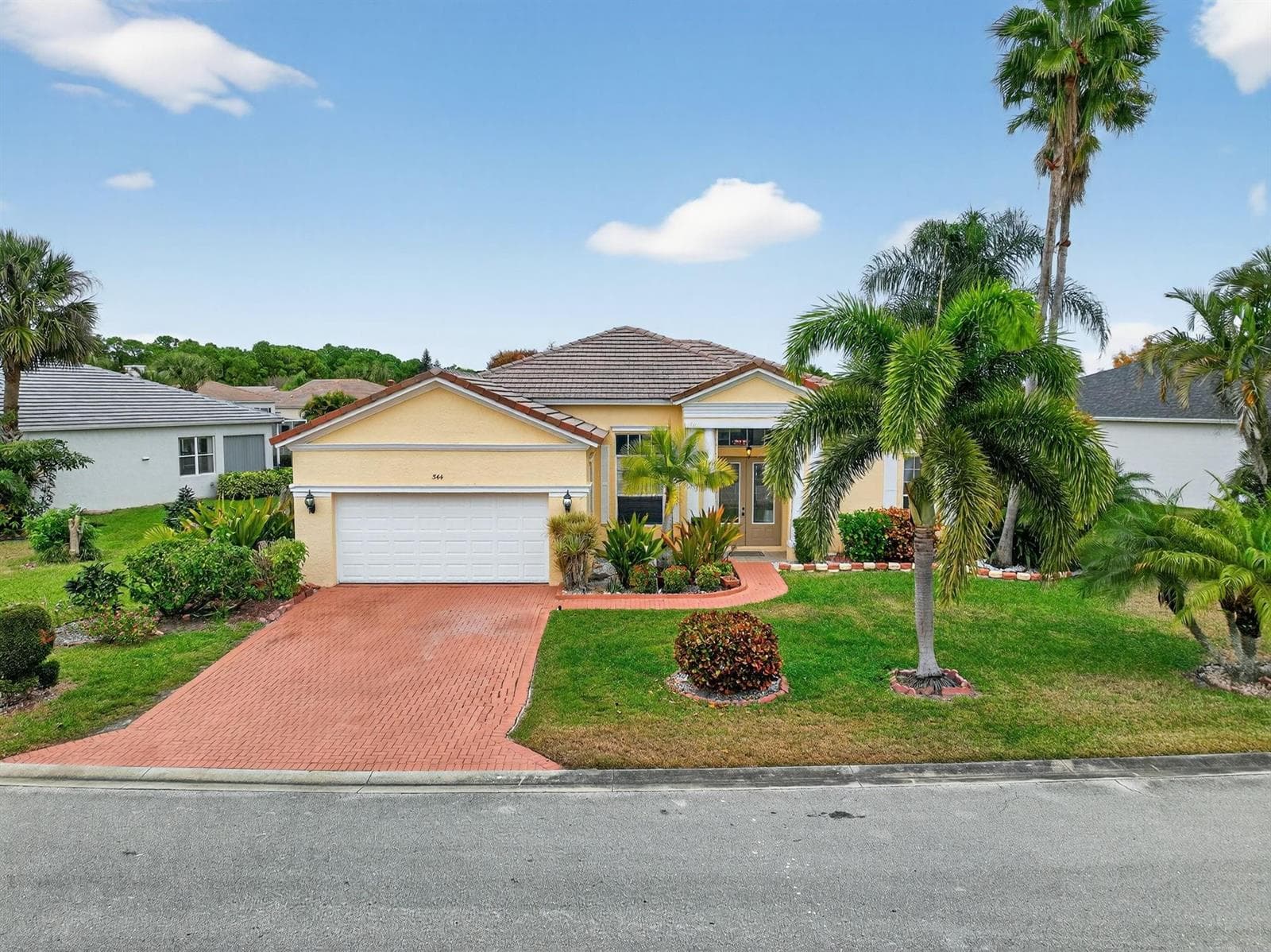 544 SW Lake Manatee Way, Port St. Lucie, FL 34986 — zdjęcie 2