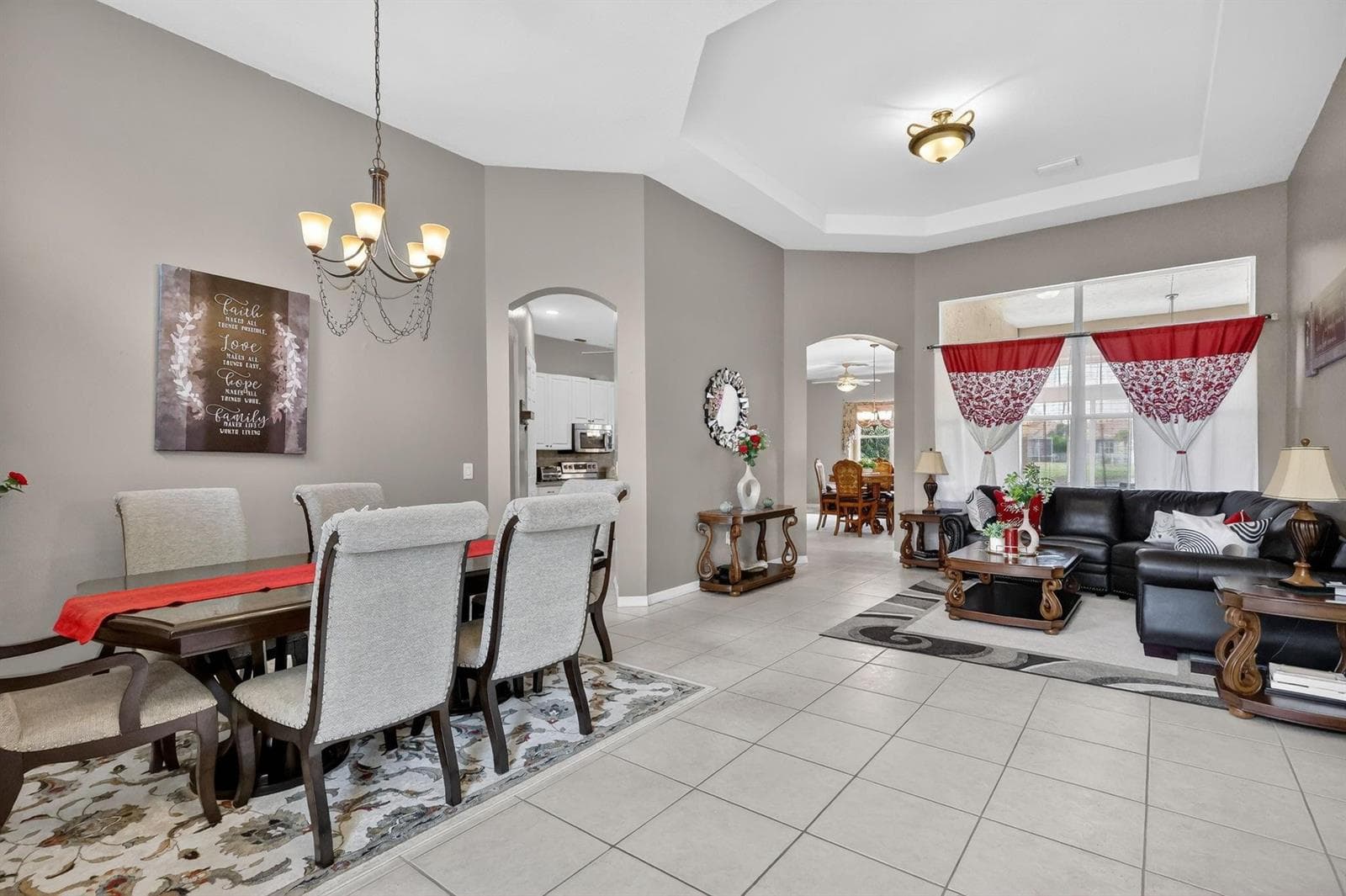 544 SW Lake Manatee Way, Port St. Lucie, FL 34986 — zdjęcie 5