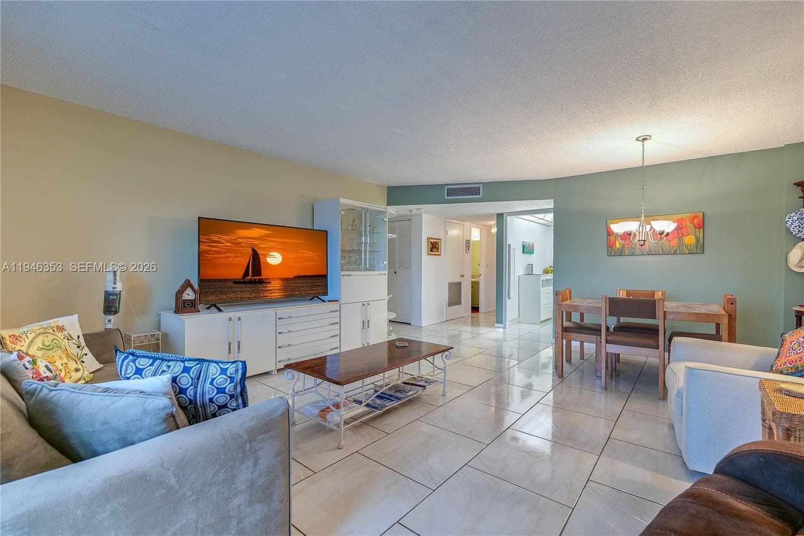 4751 NW 21st St # 211, Lauderhill, FL 33313