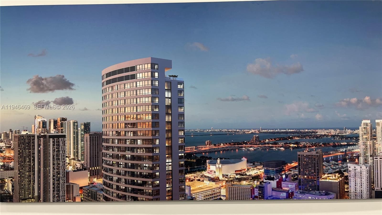 225 N Miami Ave # 905, Miami, FL 33128
