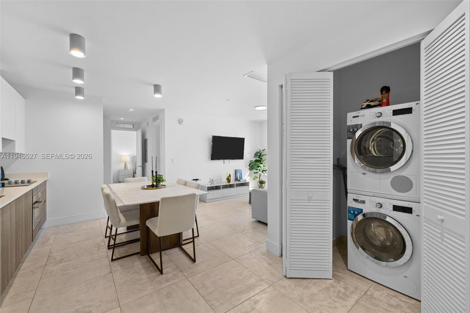 239 SW 9th St # 2304, Miami, FL 33130 — zdjęcie 5