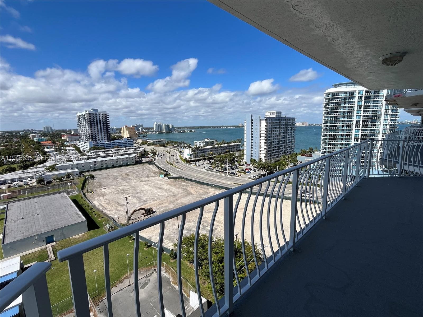 7601 E Treasure Dr # 1604, North Bay Village, FL 33141 — zdjęcie 2
