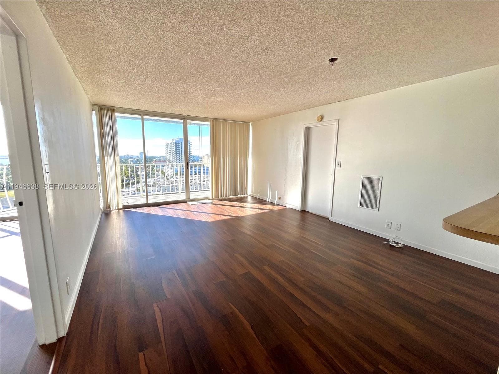 7601 E Treasure Dr # 1604, North Bay Village, FL 33141 — zdjęcie 3