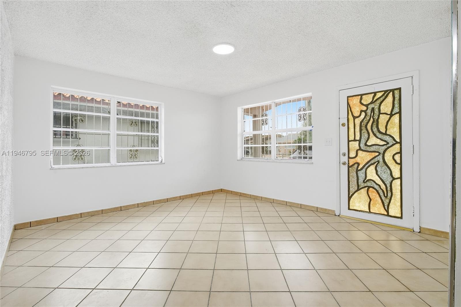 836 W 37th St, Hialeah, FL 33012 — zdjęcie 5