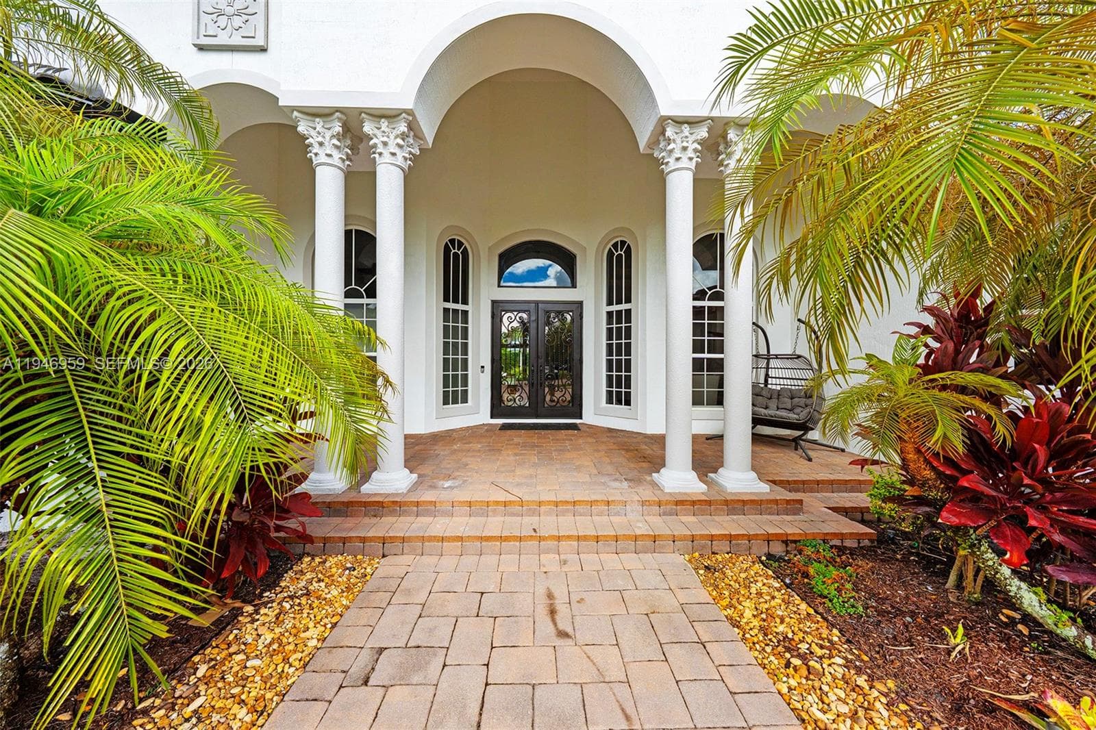 12401 N Stonebrook Cir, Davie, FL 33330 — zdjęcie 5
