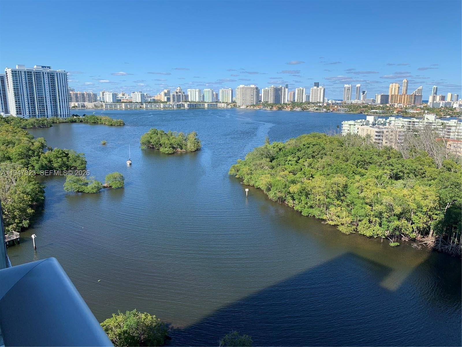 16385 Biscayne Blvd # 1417, North Miami Beach, FL 33160