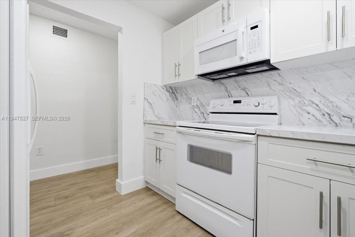 6960 Miami Gardens Dr # 2-124, Hialeah, FL 33015 — zdjęcie 5