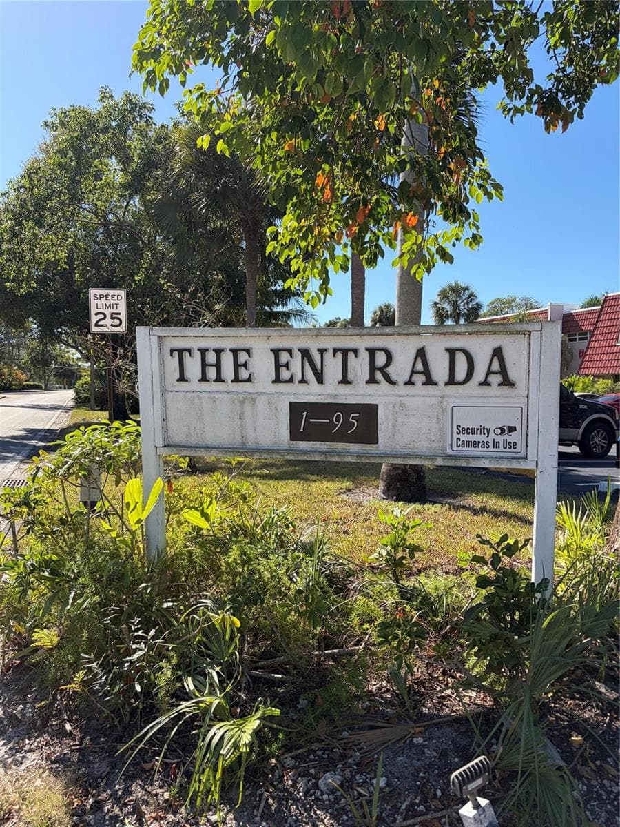 21 Jacaranda Drive # 121, Plantation, FL 33324 — zdjęcie 2