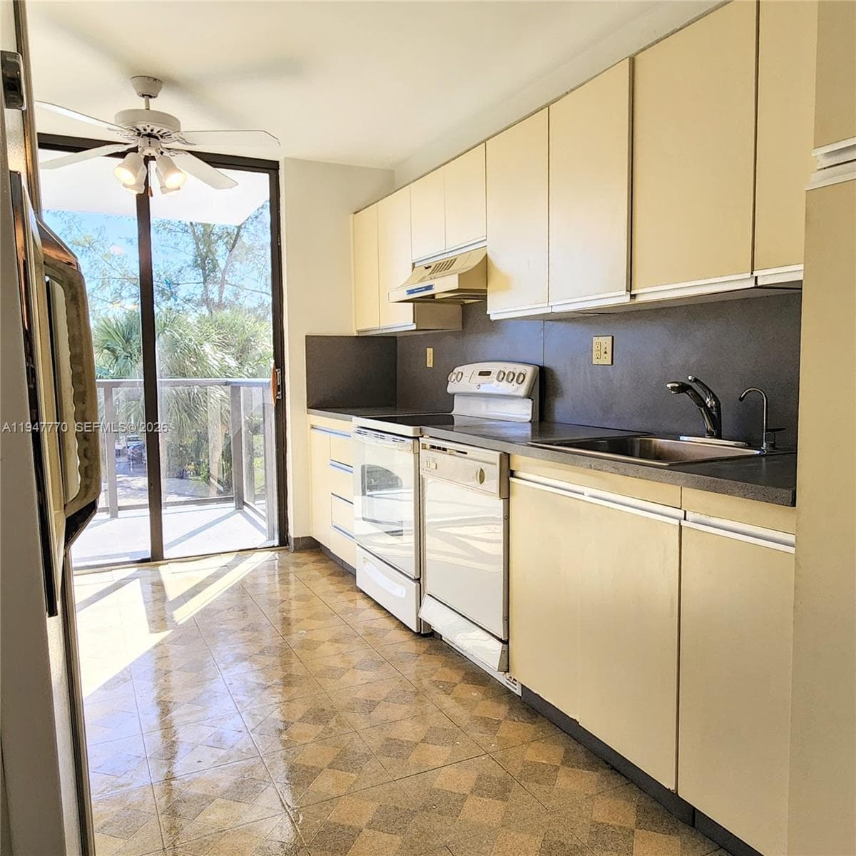 18151 NE 31st Ct # 301, Aventura, FL 33160 — zdjęcie 4