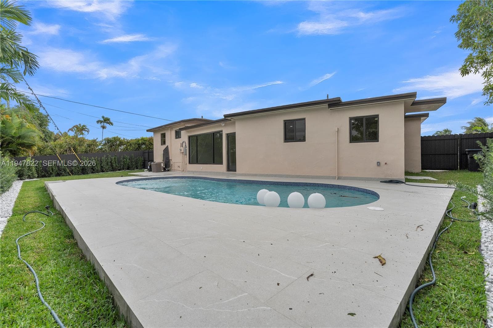 141 NE 122nd St, North Miami, FL 33161 — zdjęcie 4