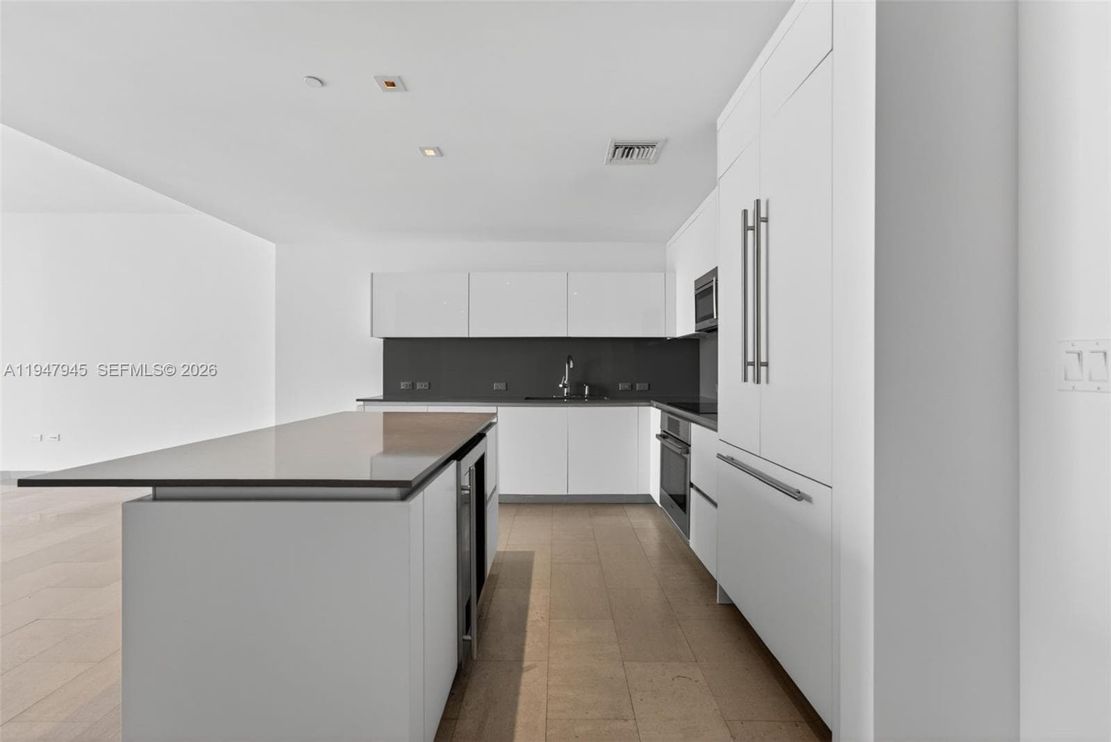 68 SE 6th St # 2110, Miami, FL 33131 — zdjęcie 4