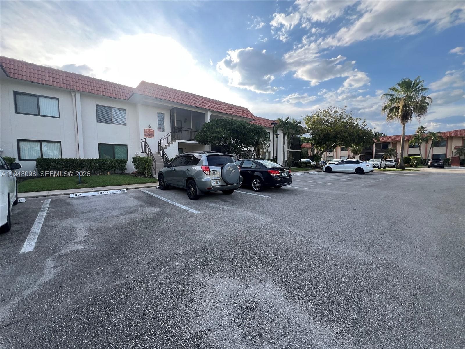 379 Lakeview Dr # 205, Weston, FL 33326 — zdjęcie 2