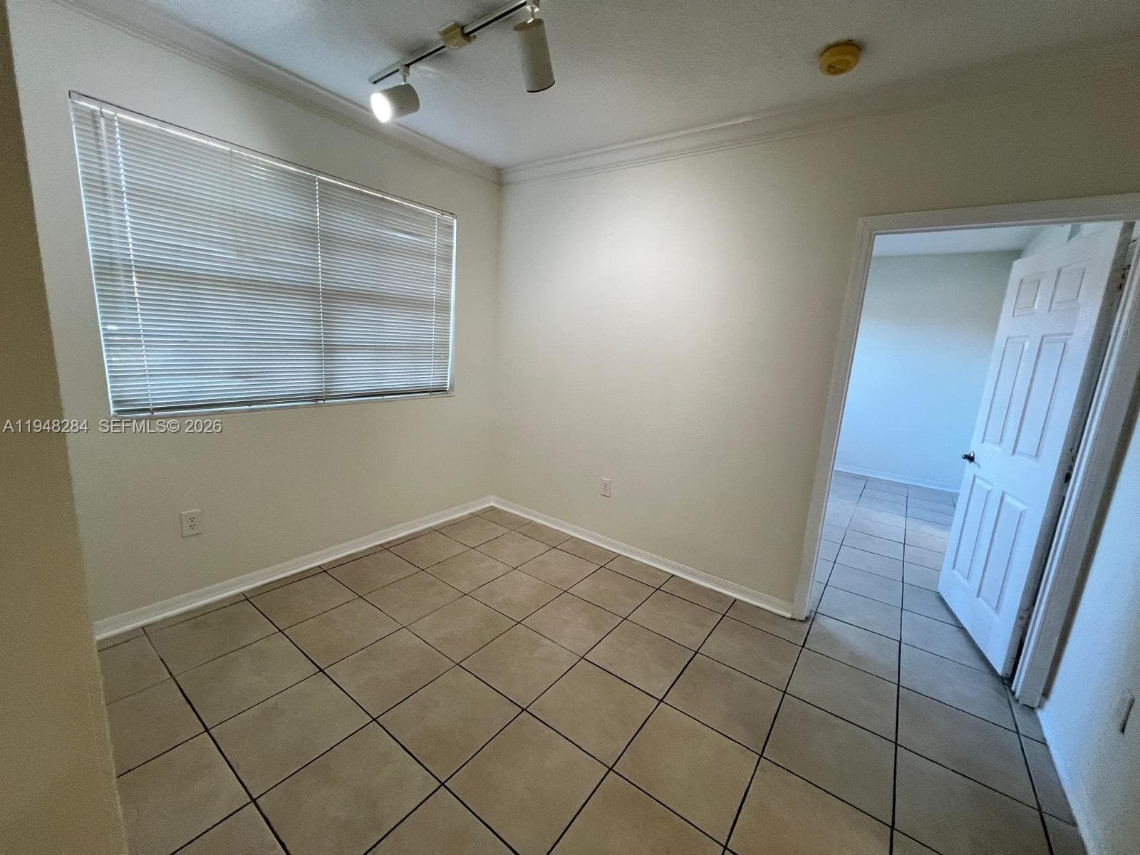 11630 SW 2nd St # 17101, Pembroke Pines, FL 33025 — zdjęcie 5