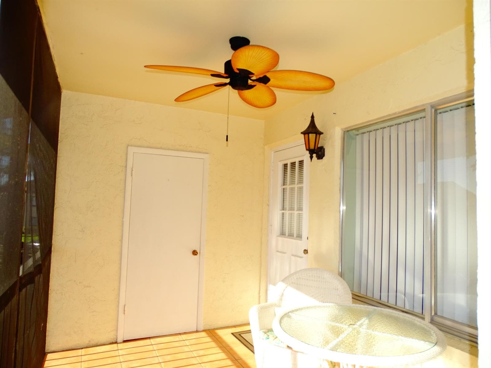 409 Pine Glen Lane # A-2, FL 33463 — zdjęcie 3