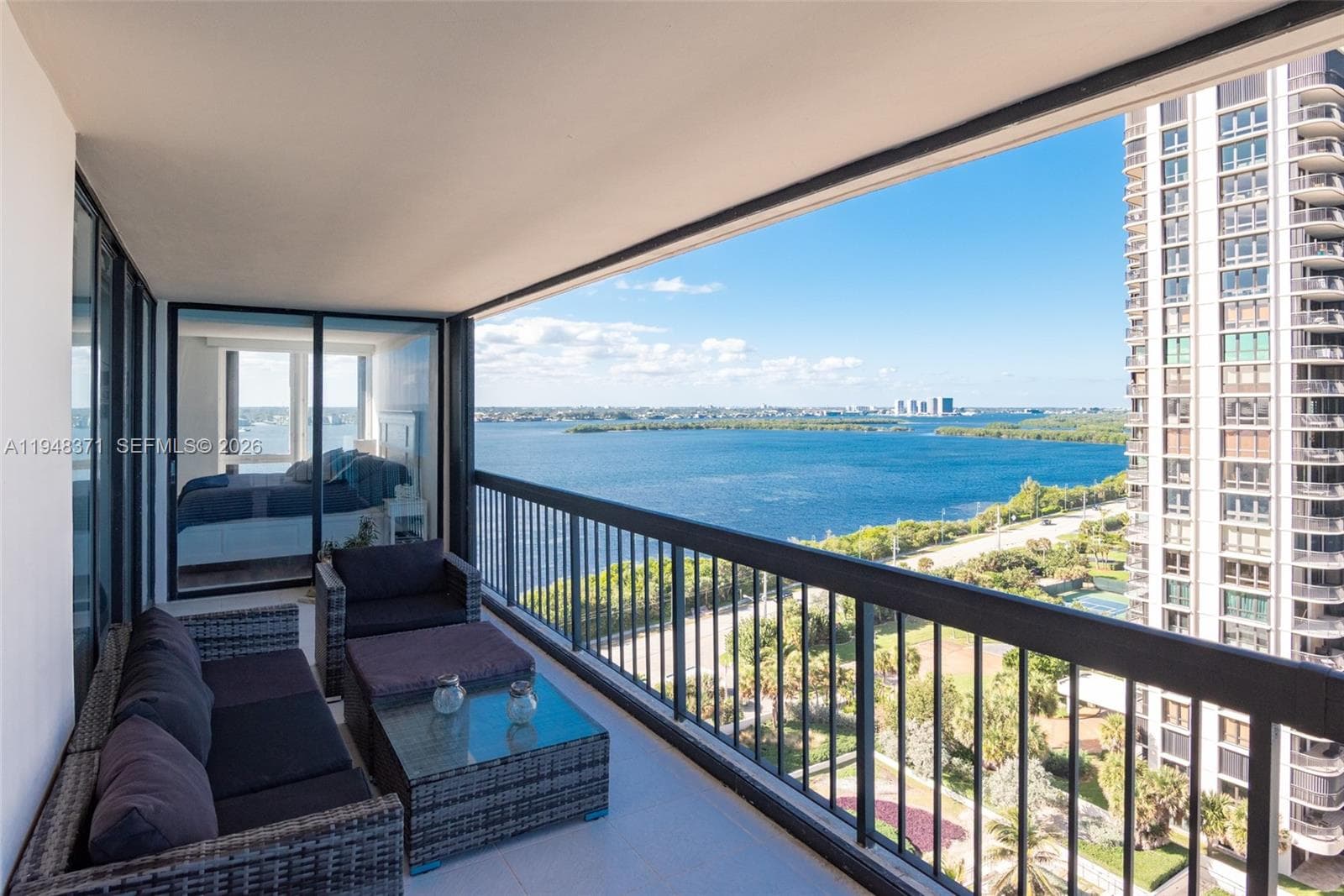 5380 N Ocean Dr # 15G, Singer Island, FL 33404 — zdjęcie 2