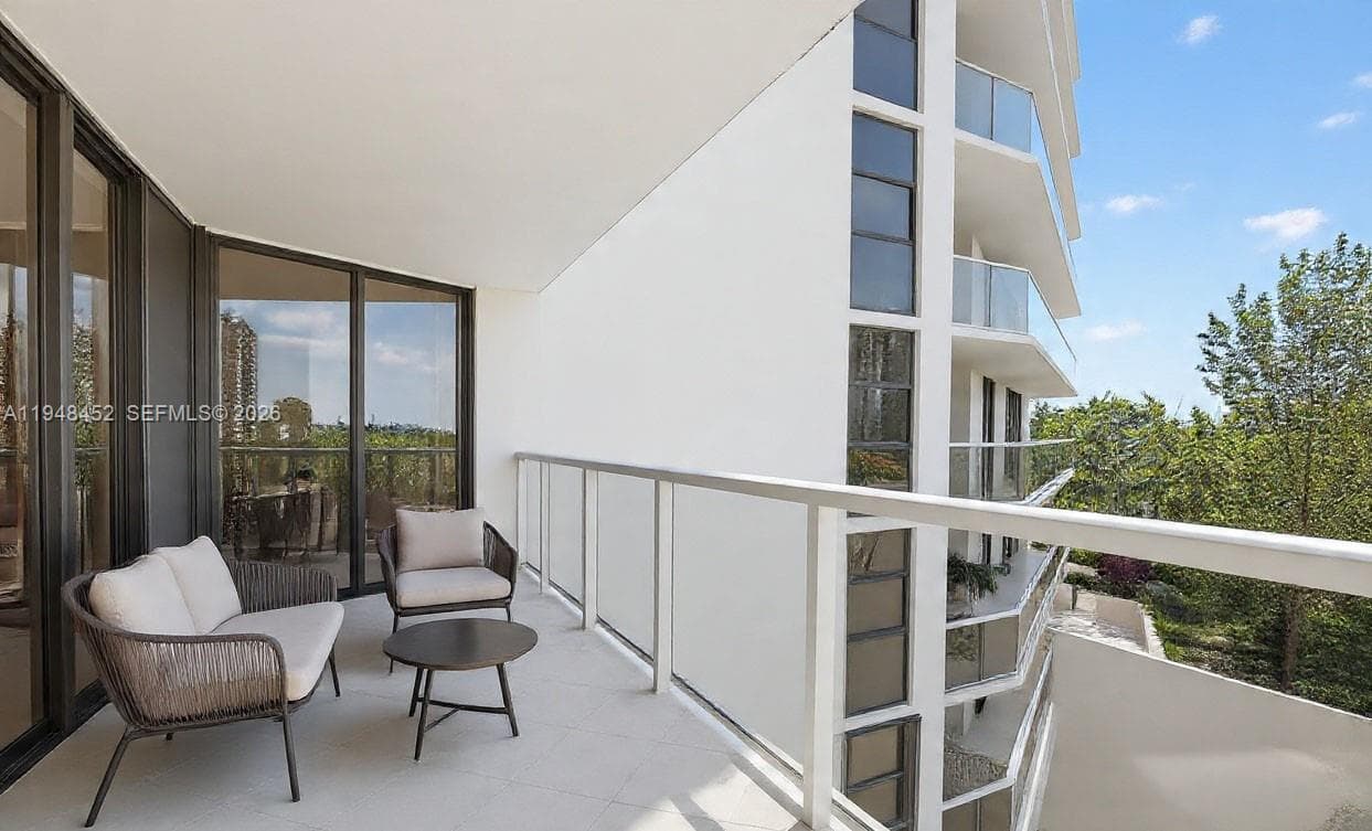 20281 E Country Club Dr # 405, Aventura, FL 33180 — zdjęcie 3