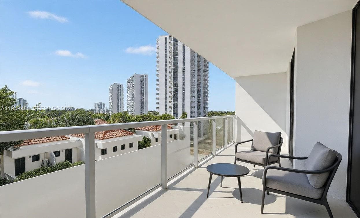 20281 E Country Club Dr # 405, Aventura, FL 33180 — zdjęcie 4