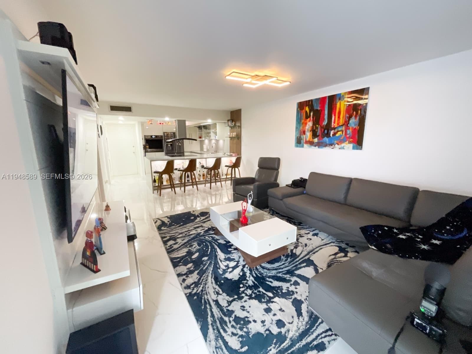 1301 NE Miami Gardens Dr # 501W, Miami, FL 33179 — zdjęcie 3