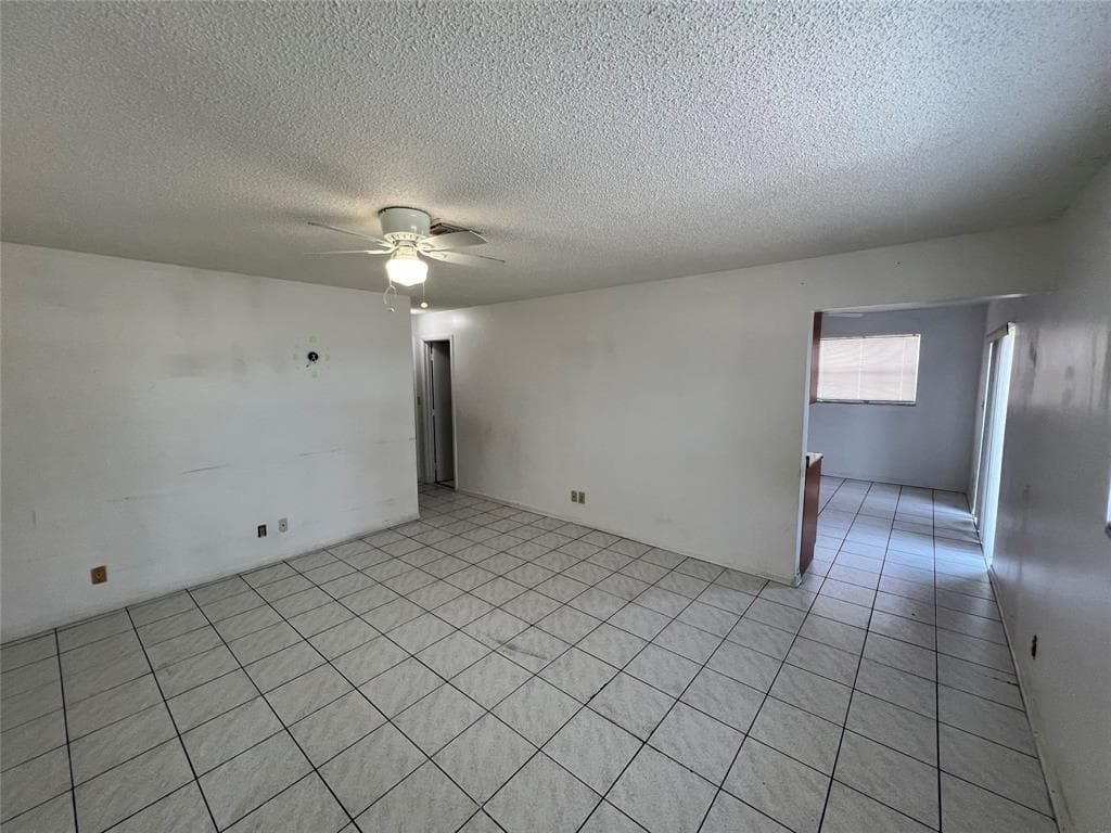 230 SW 1st Street # G-8, Pompano Beach, FL 33060 — zdjęcie 5