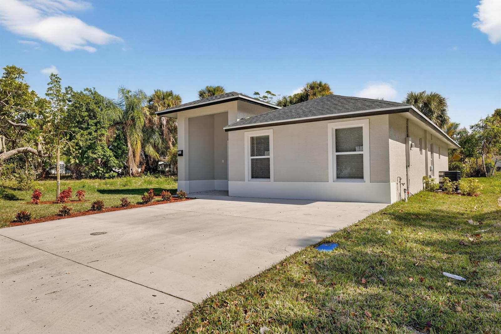 706 Dundas Court, Fort Pierce, FL 34950 — zdjęcie 2