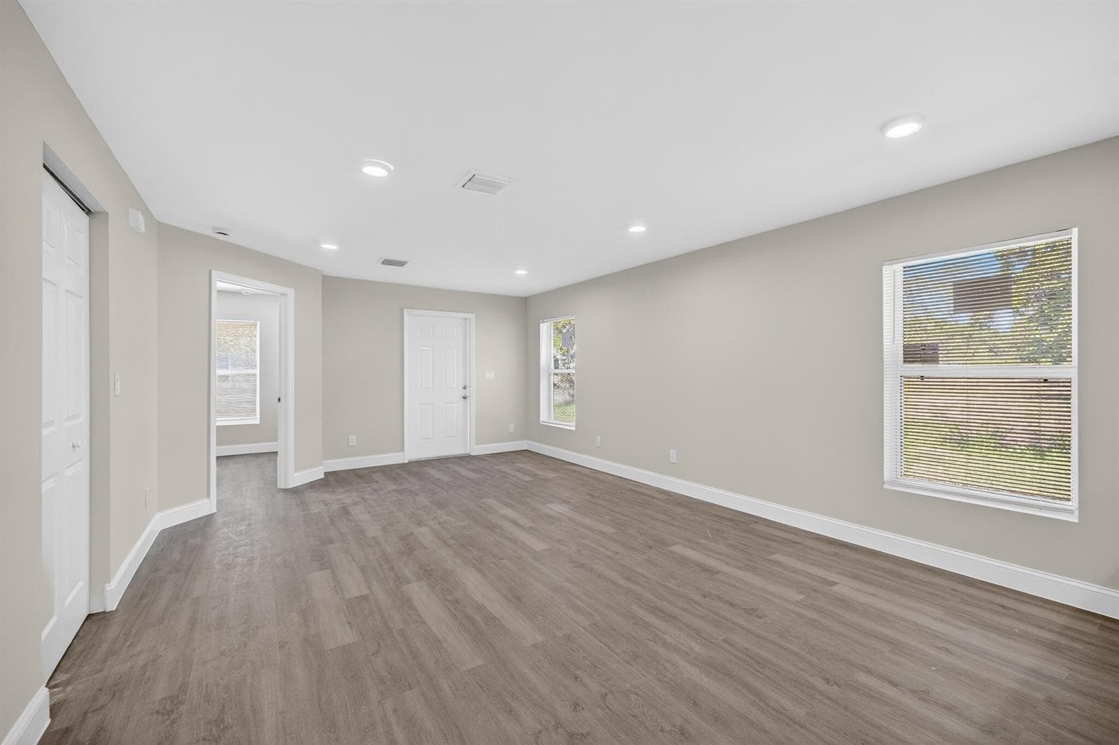 706 Dundas Court, Fort Pierce, FL 34950 — zdjęcie 5