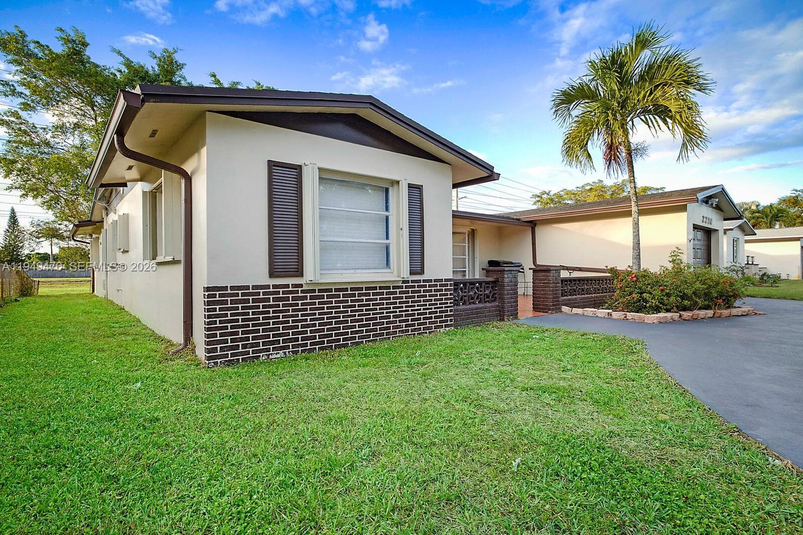2210 NW 91st Ter, Pembroke Pines, FL 33024 — zdjęcie 2