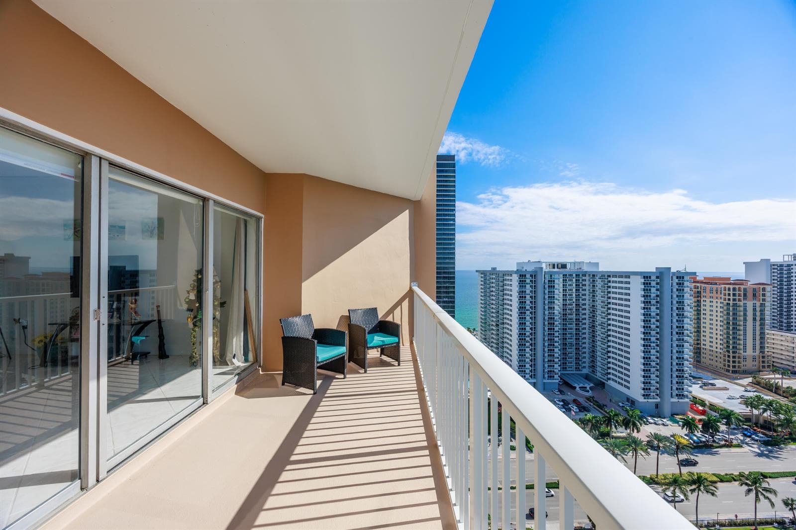 1985 S Ocean Drive # Pha, Hallandale Beach, FL 33009 — zdjęcie 2