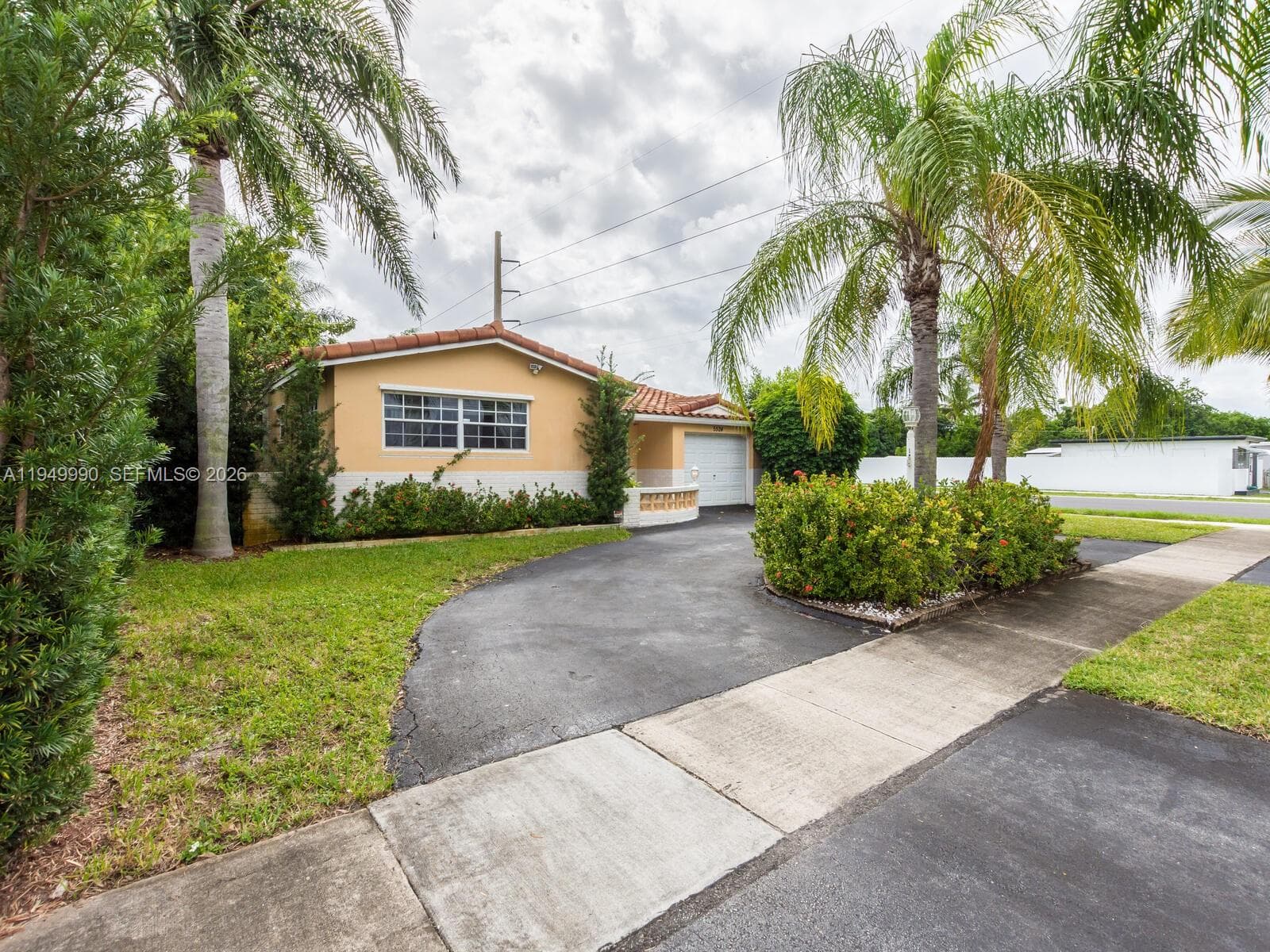 5524 Garfield St, Hollywood, FL 33021 — zdjęcie 3