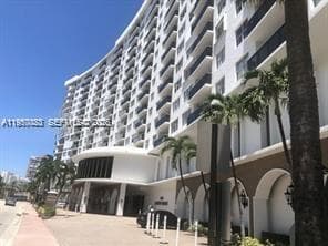 6039 Collins Ave # 1131, Miami Beach, FL 33140