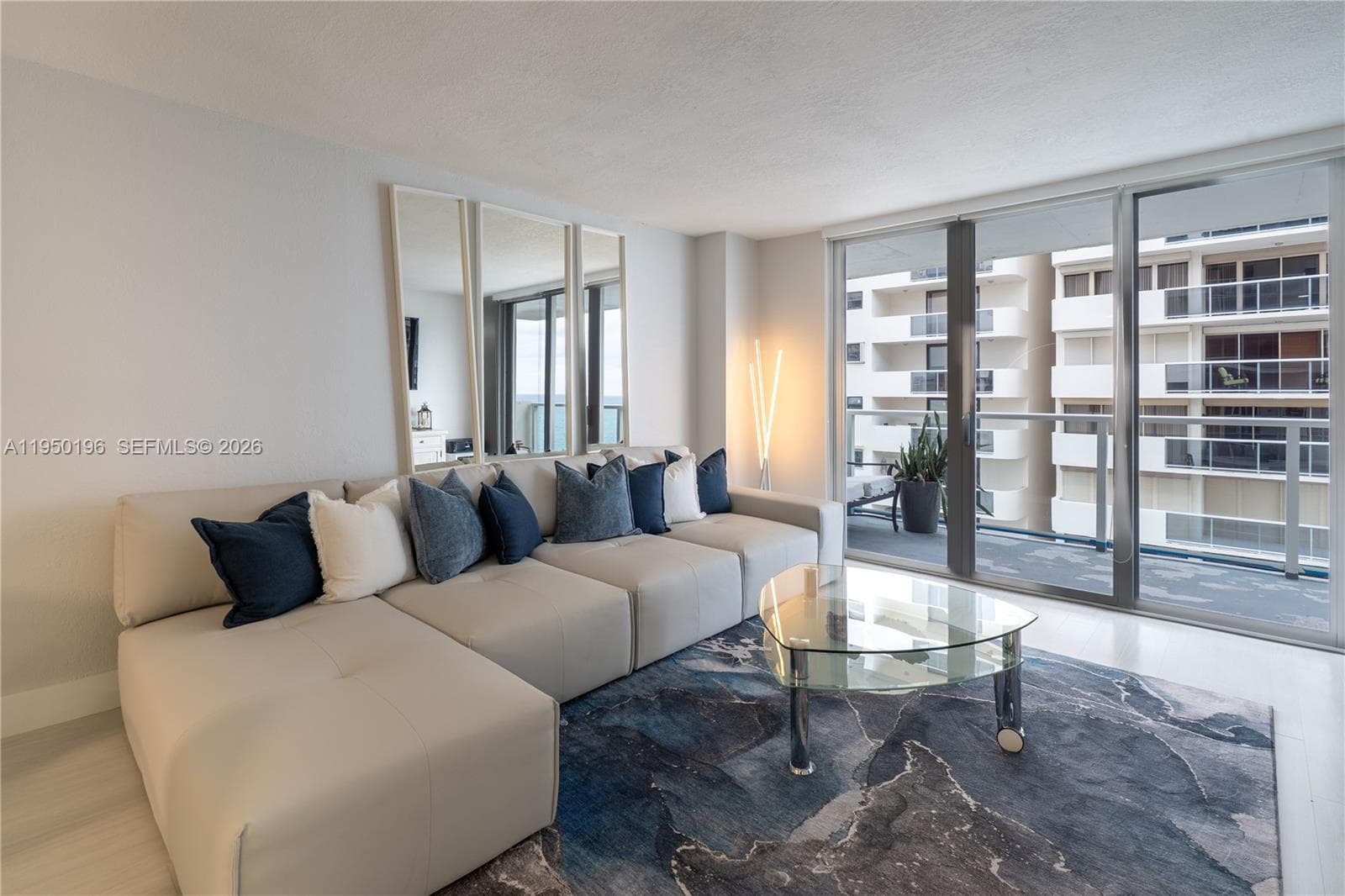 5701 Collins Ave # 1417, Miami Beach, FL 33140 — zdjęcie 2
