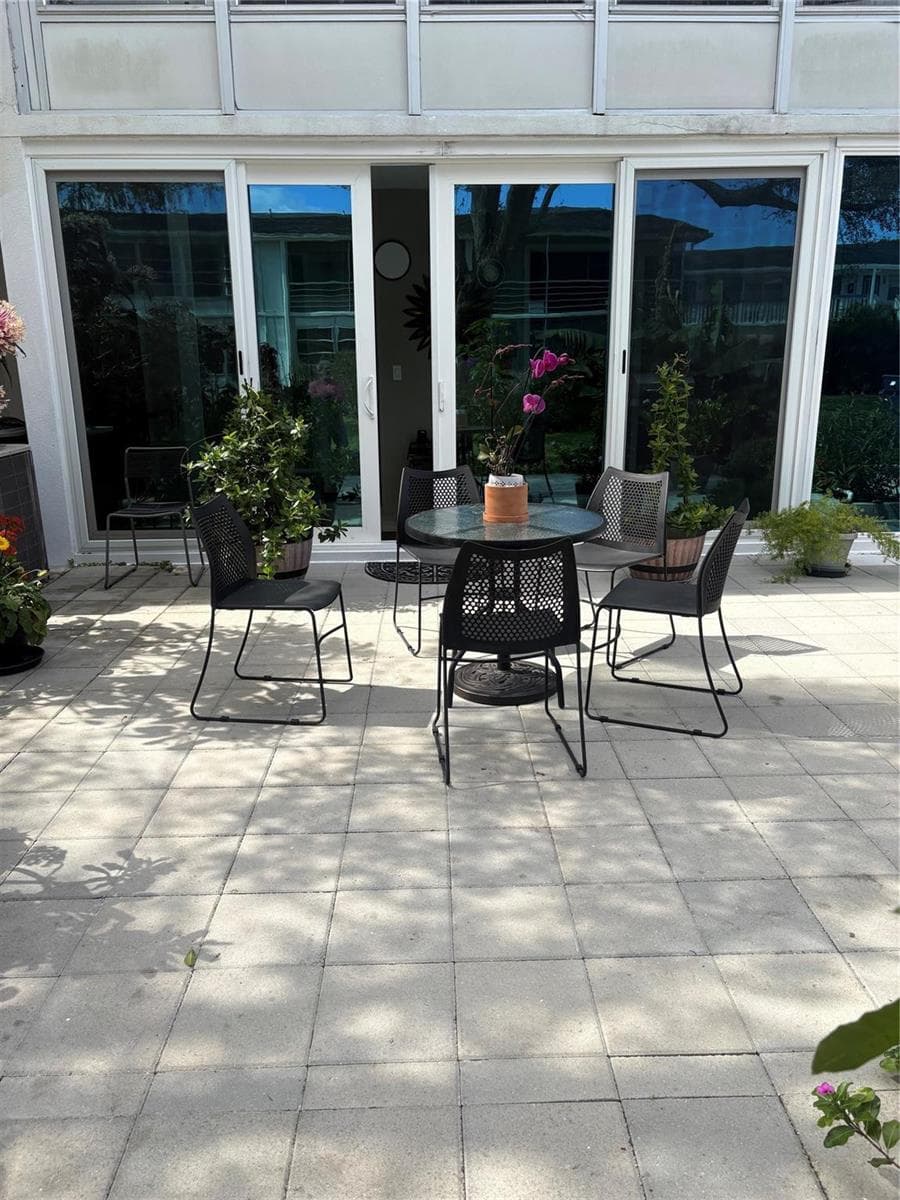 211 N Oakridge # 211, Deerfield Beach, FL 33442 — zdjęcie 2