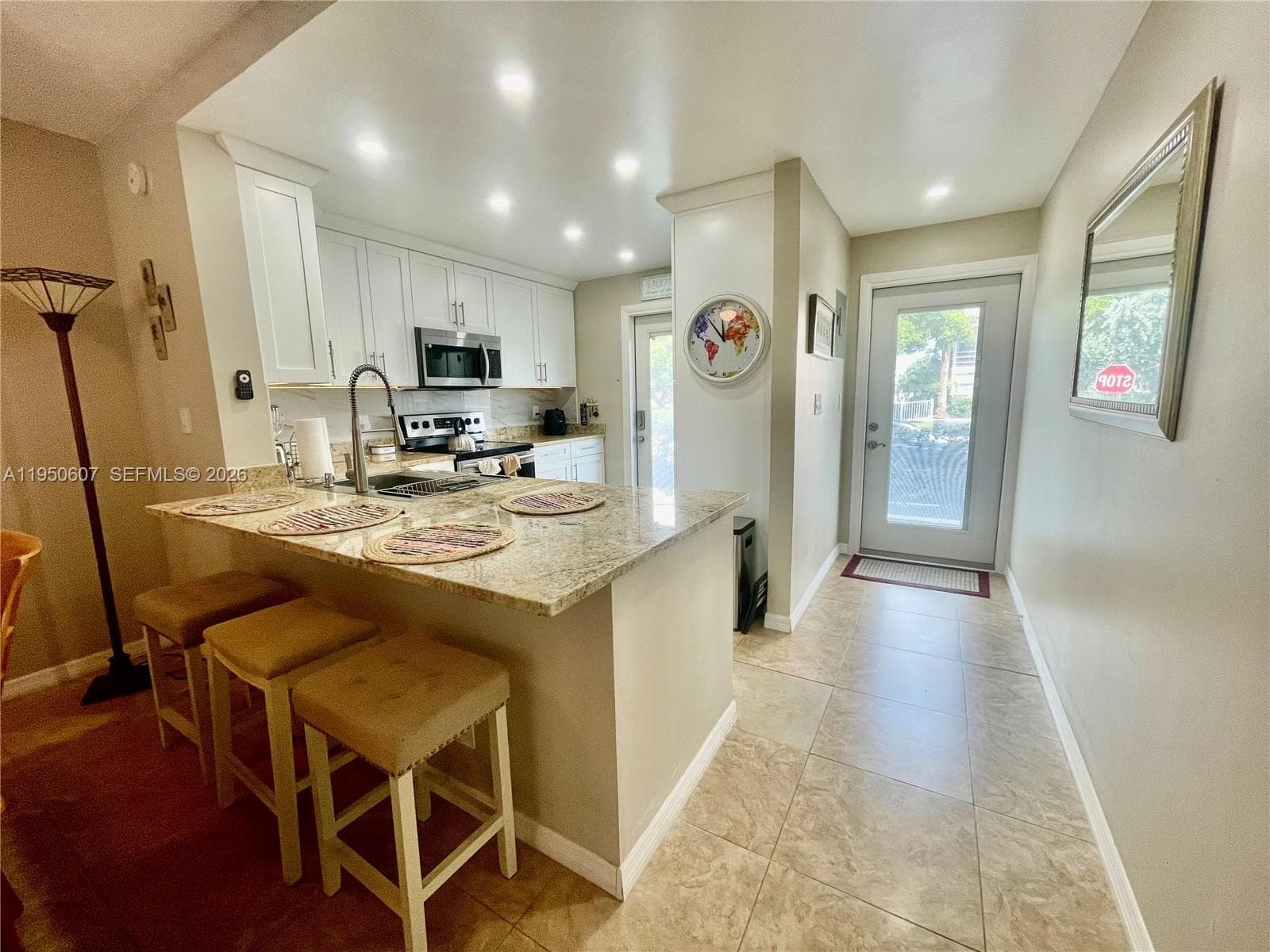 1501 S Ocean Blvd # 110, Lauderdale By The Sea, FL 33062 — zdjęcie 2