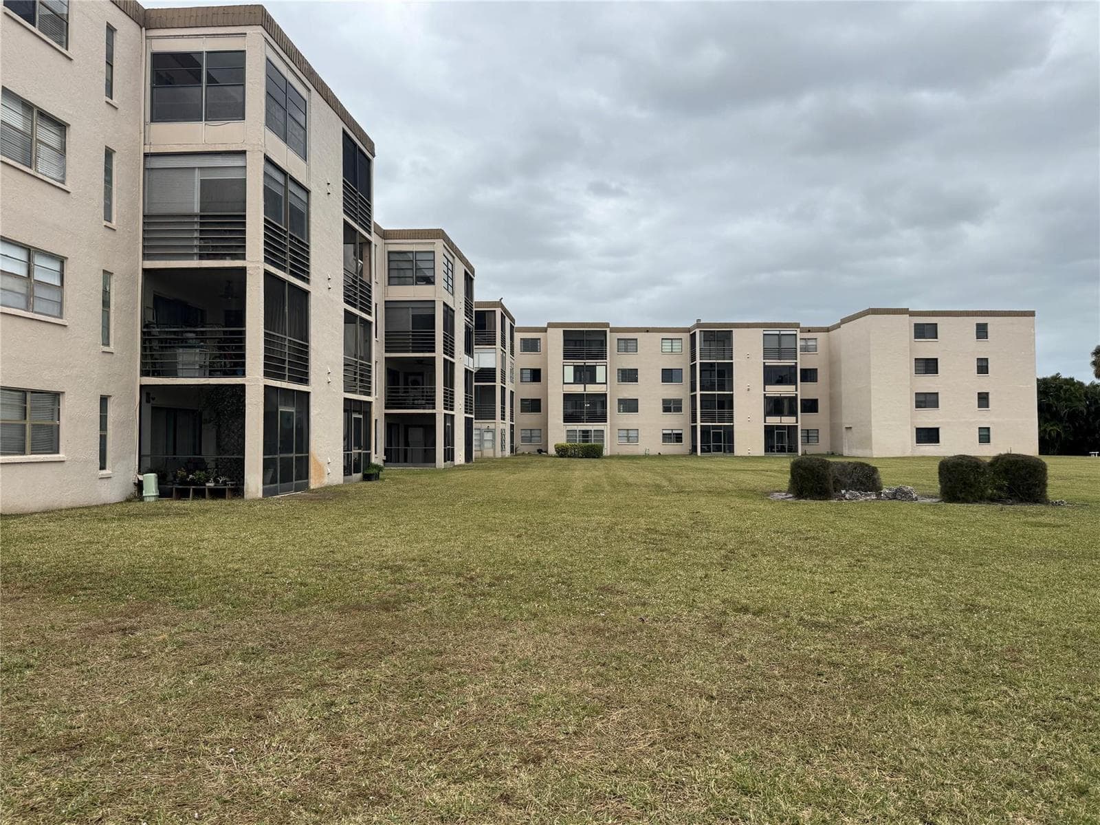 9300 SW 8th Street # 215, Boca Raton, FL 33428 — zdjęcie 3