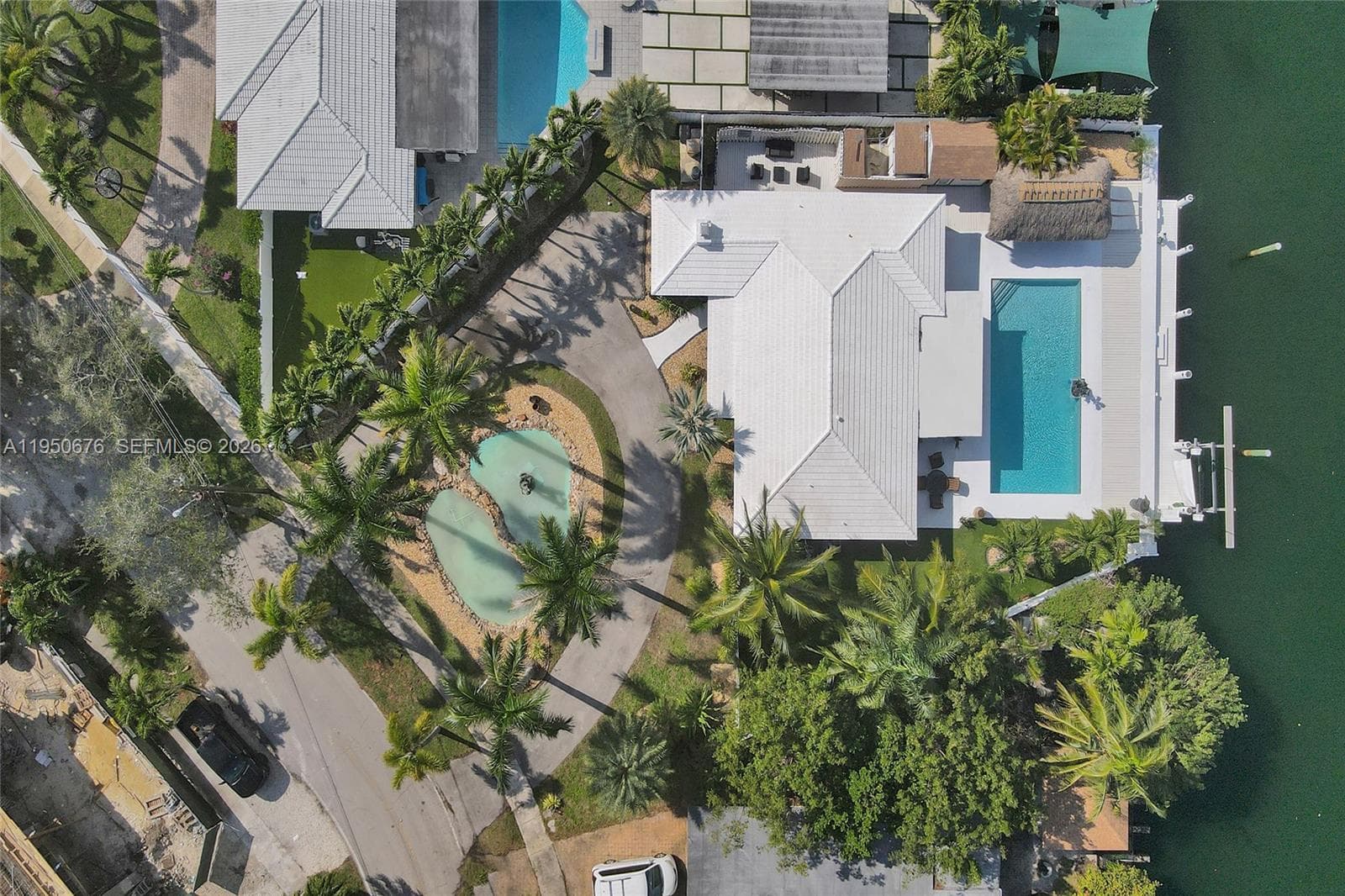 1995 N Hibiscus Dr, North Miami, FL 33181 — zdjęcie 2