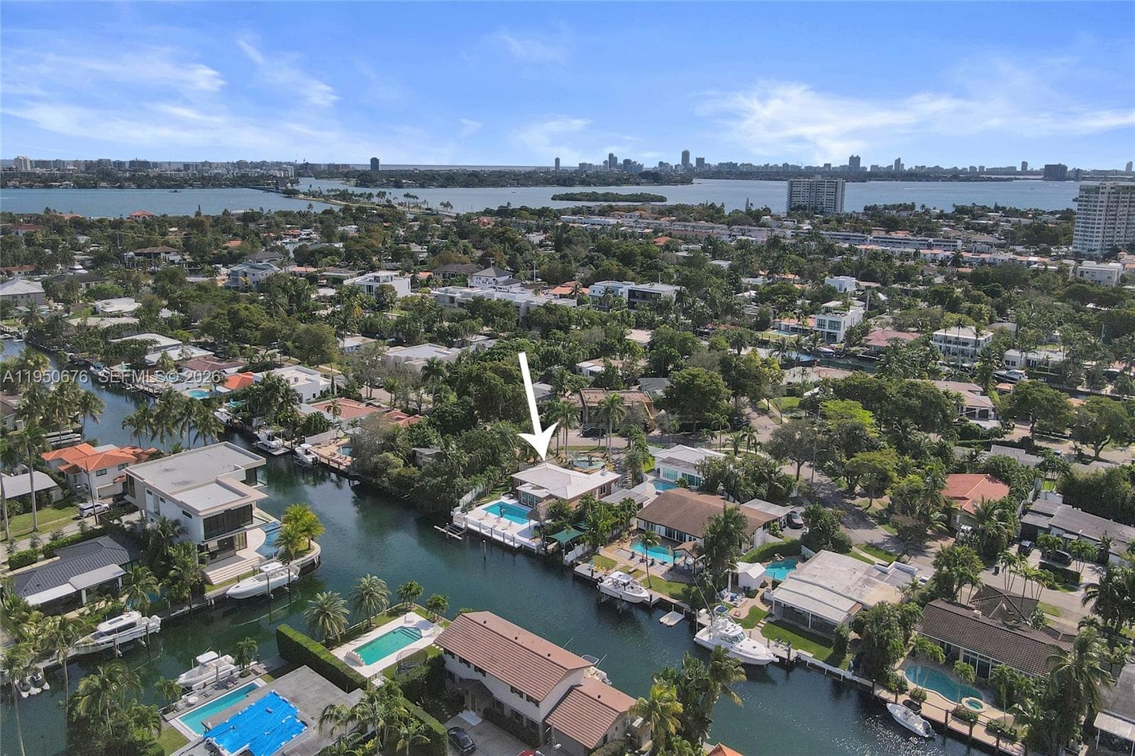 1995 N Hibiscus Dr, North Miami, FL 33181 — zdjęcie 3