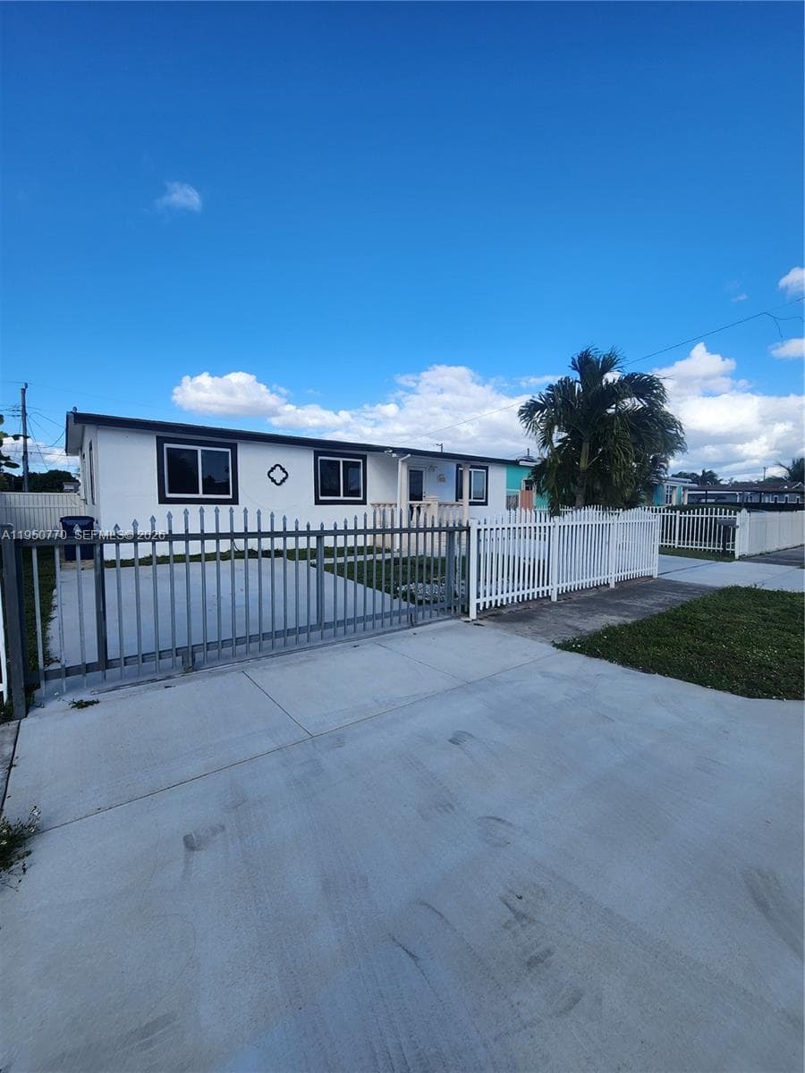 4221 NW 169th Ter, Miami Gardens, FL 33055 — zdjęcie 3