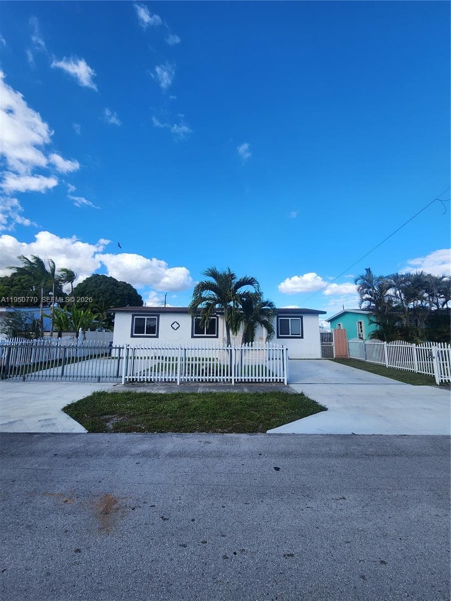 4221 NW 169th Ter, Miami Gardens, FL 33055 — zdjęcie 5